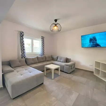 דירה Krasa Escape *