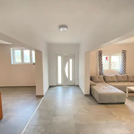 Apartment Krasa Escape Novi Vinodolski