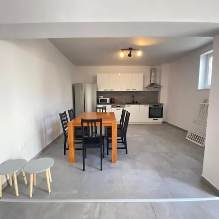 Krasa Escape * Novi Vinodolski